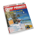 Titelbild des Reisemagazins „Clever reisen!“ mit dem Slogan „Das Insider-Reisemagazin seit 1986“, rotem Schriftzug auf weißem Hintergrund und blauen Flächen, zentrale Fotografie zeigt eine weiblich gelesene Person mit weißem Sommerhut und weißer Kleidung von hinten am tropischen Strand unter Palmen, Texte u.a.: „Urlaub perfekt – über 500 Insidertipps“, „TEST REISEPORTALE – WELCHE SIND DIE BESTEN?“ sowie „EXTRA im Heft: Flusskreuzfahrten“.