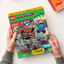 Titelblatt des Hefts „LEGO Minecraft Comic Special Nr. 11“ mit grünem und gelbem Rand, vorne abgebildet eine Comic-Szene aus dem Minecraft-Universum mit blockartig gestalteten Figuren, darunter eine Figur mit blauer Kleidung und braunem Würfelkopf sowie mehrere graue Charaktere mit Waffen. Textelemente: „Zwei Super Comics!“, „Aufrüsten!“, „Meisterbau Lehrling“, „24 Seiten Comic“, „Achtung Action!“, Logos „LEGO“, „Minecraft“, „Blue Ocean“ und „Mojang“.