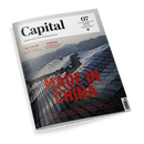 Titelblatt der Zeitschrift „Capital“, Ausgabe 07 / Juli 2018. Oben schwarzes „Capital“-Logo auf weißem Hintergrund mit Unterzeile „Wirtschaft ist Gesellschaft“. Darunter Luftaufnahme einer großen Solaranlage mit spiegelnden Paneelen in Grautönen vor Gebirgskulisse. Zentrale rote Aufschrift „MADE IN CHINA“, zusätzliche Texte: „Neue Technologie – Die Robotaxis kommen nach Europa“ und „Aktienanlage – 15 Qualitätsaktien, die jetzt günstig sind“.