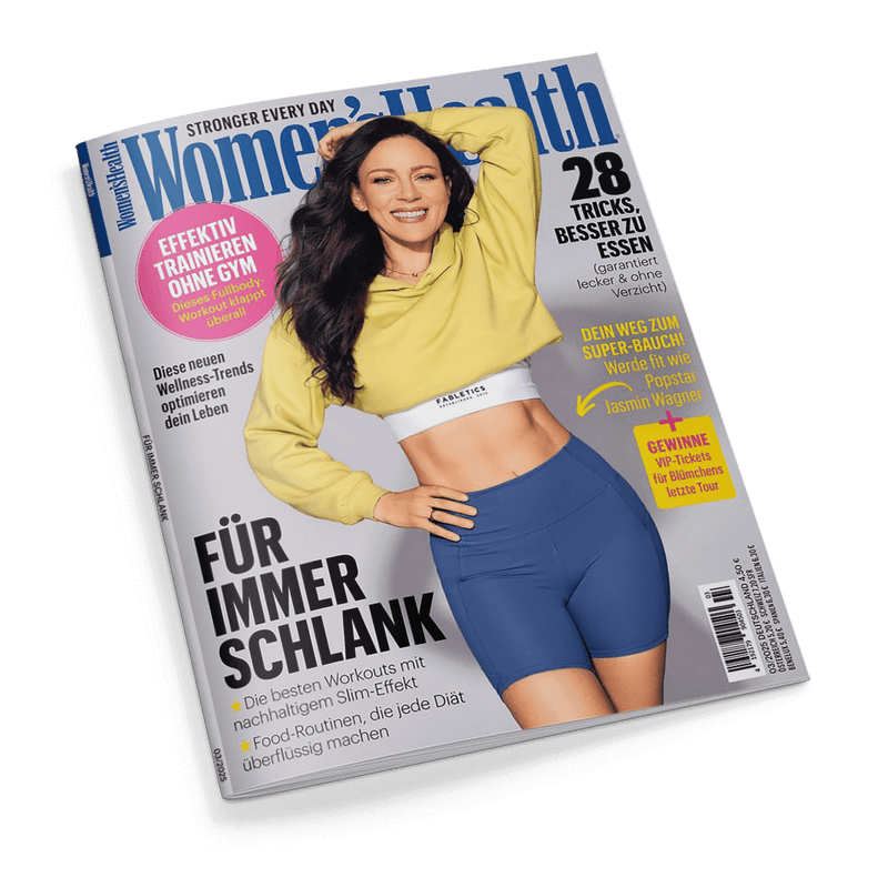 Cover des Magazins Women's Health mit einer lächelnden Frau in Sportkleidung, daneben die Schlagzeilen Effektiv trainieren ohne Gym und Für immer schlank.